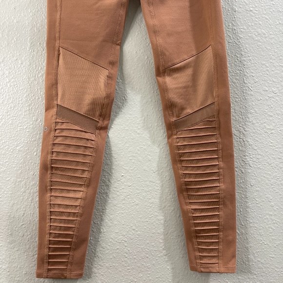 Like New Alo Yoga High Waist Henna & Henna Glossy Moto Leggings - Picture 8 of 13